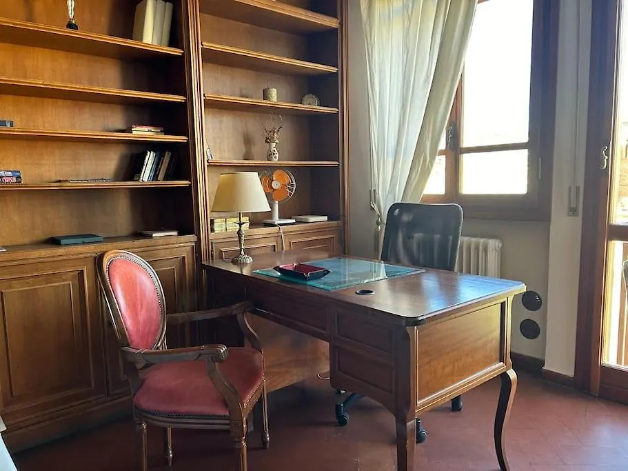Ponte Vecchio View Apartment By Florencehospitality Com Italy