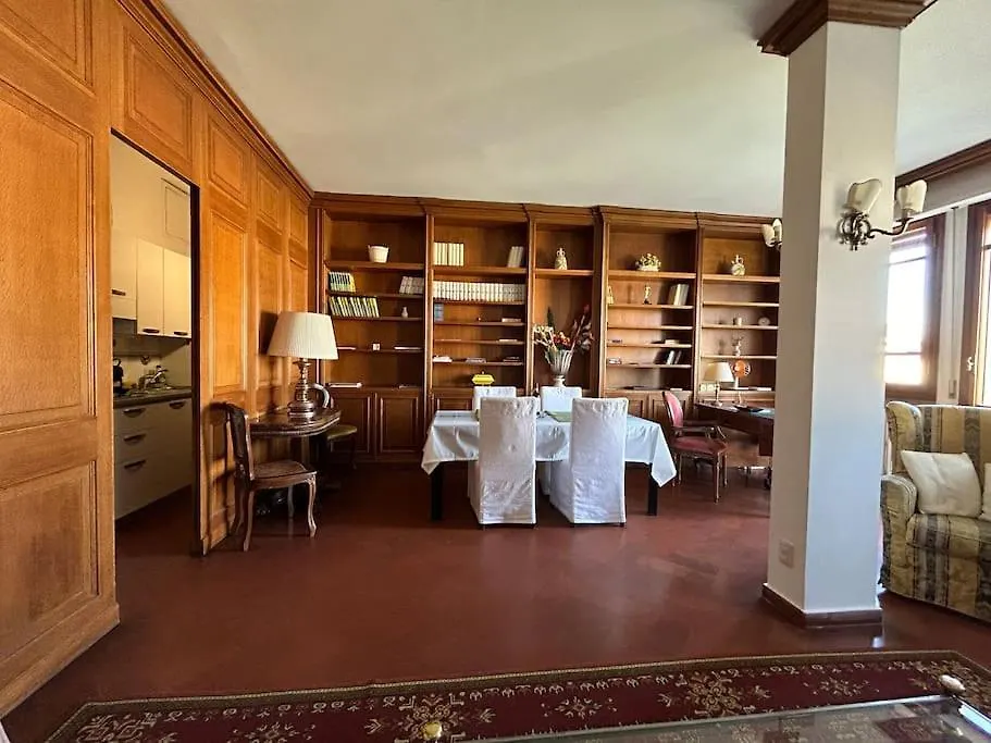 Ponte Vecchio View Apartment By Florencehospitality Com 0*, Florence Italy