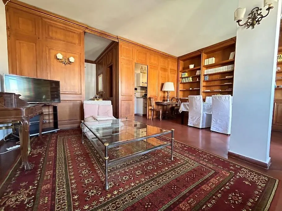 Ponte Vecchio View Apartment By Florencehospitality Com 0*, Florence